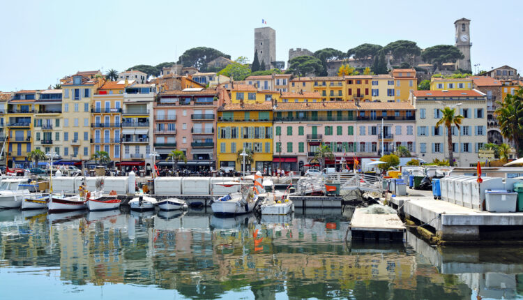Old,City,And,Harbor,In,Cannes,,French,Riviera,,France
